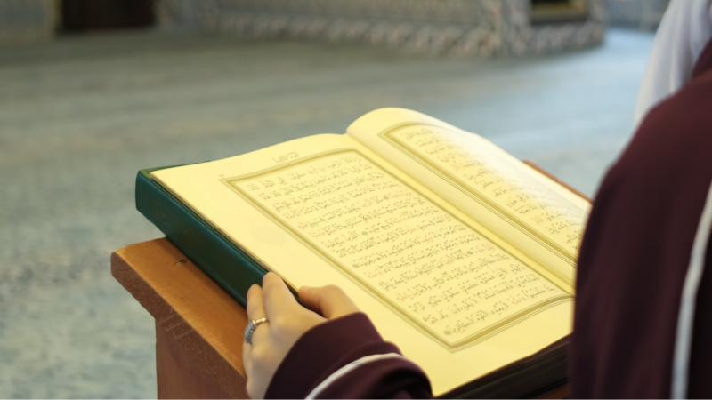 Muslim Gen Z: Antara Teknologi dan Spiritualitas