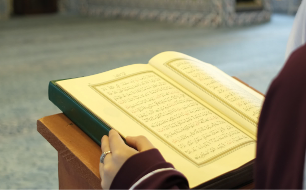 Muslim Gen Z: Antara Teknologi dan Spiritualitas