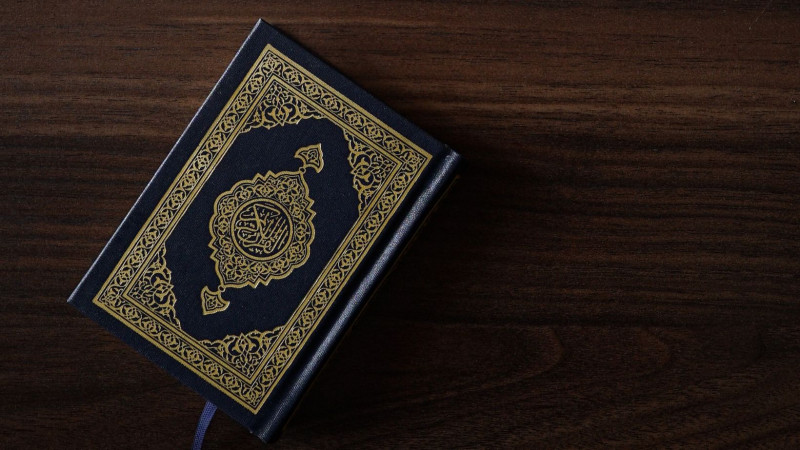 Hukum dan Etika Berdagang dalam Islam