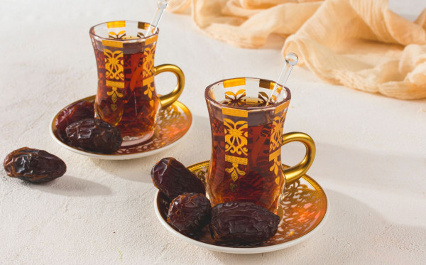 Adab Makan dan Minum Sesuai Tuntunan Rasulullah