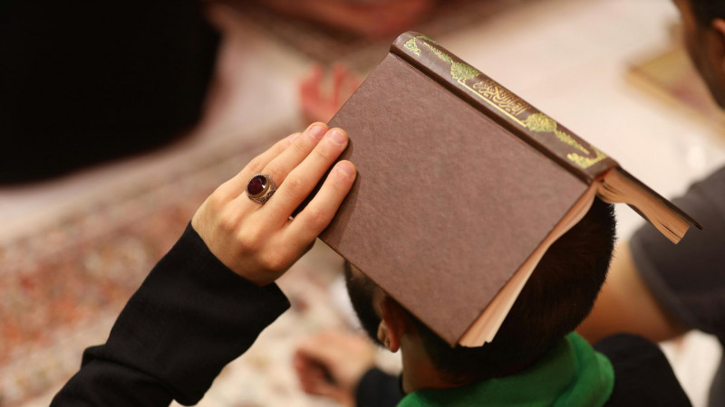 Nilai Islam di Tengah Krisis Moral